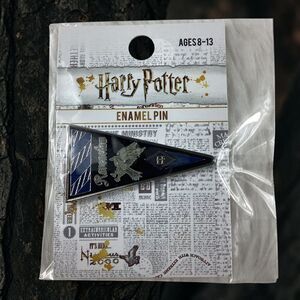 Loungefly Harry Potter Ravenclaw Enamel Pin Pennant Blue Silver LF-HPPN0003 NEW